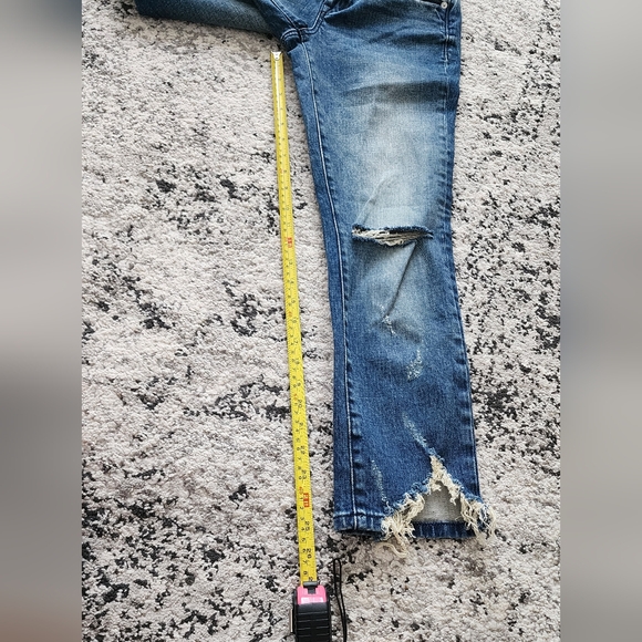 BLANKNYC The Madison Crop Highrise Jeans Womens Size 24 NWT - Picture 6 of 8